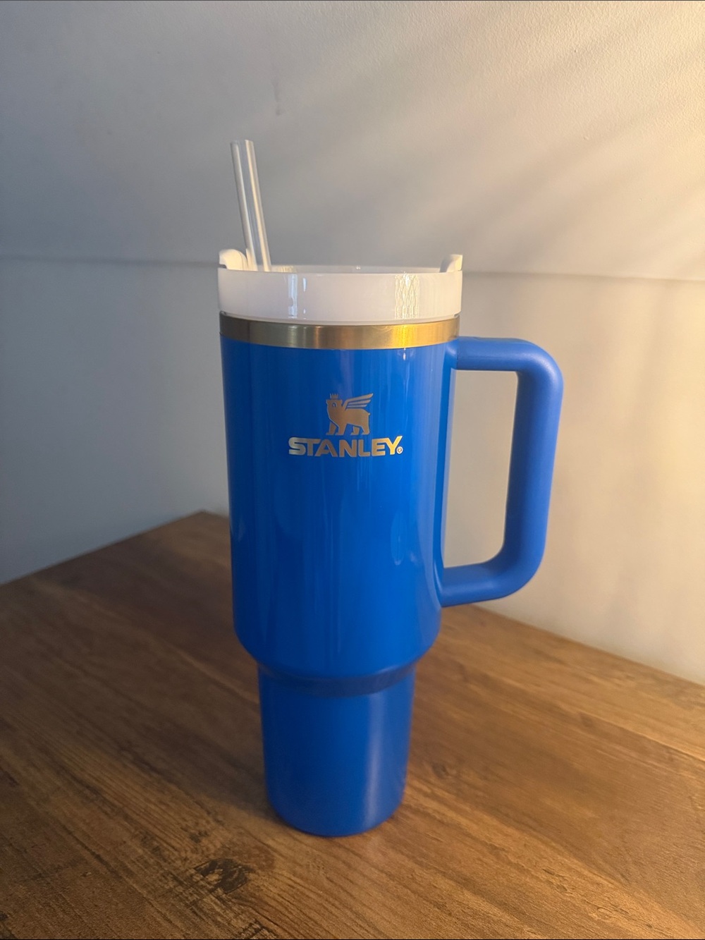 Stanley 40 oz Blue Travel Tumbler with Handle and Straw